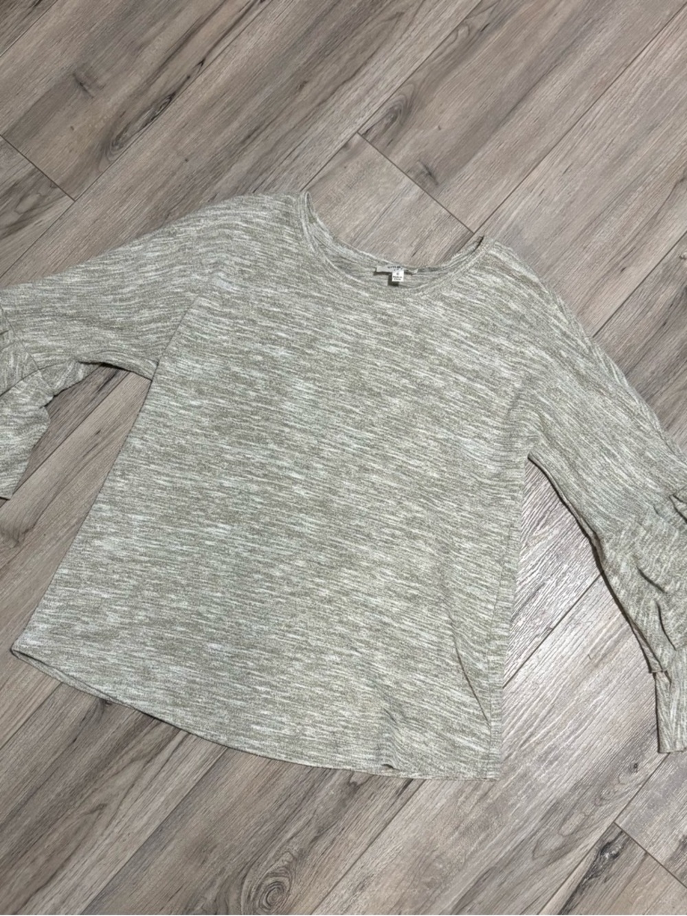 Umgee Heathered Light Green Crewneck Knit Top With Flared Sleeves